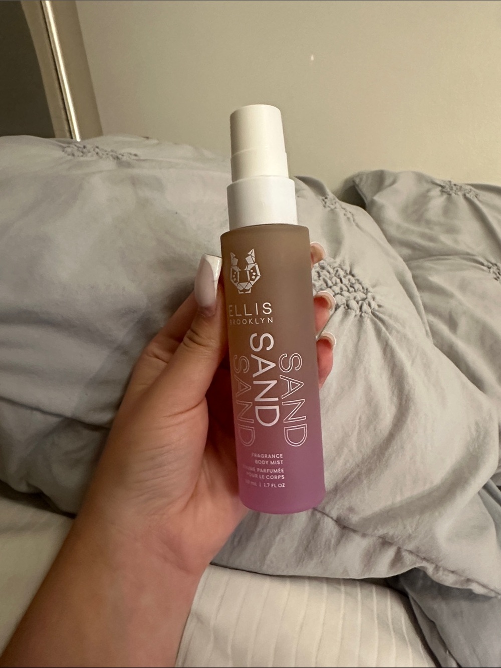 Ellis Brooklyn Sand Fragrance Body Mist — Pink to Brown Gradient